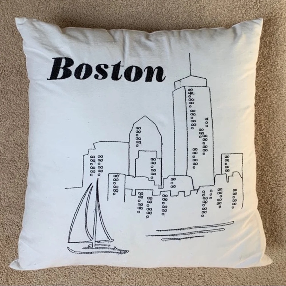 Boston Pillow